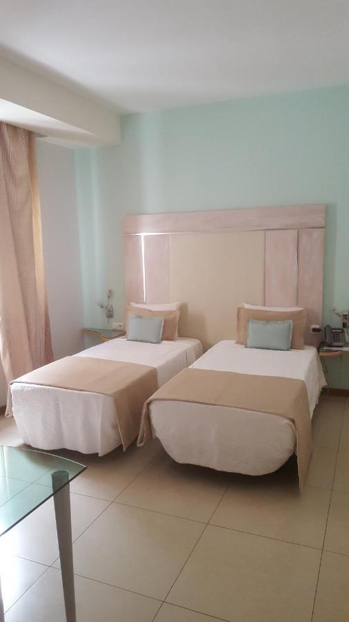 Sol Hotel Прая Екстериор снимка