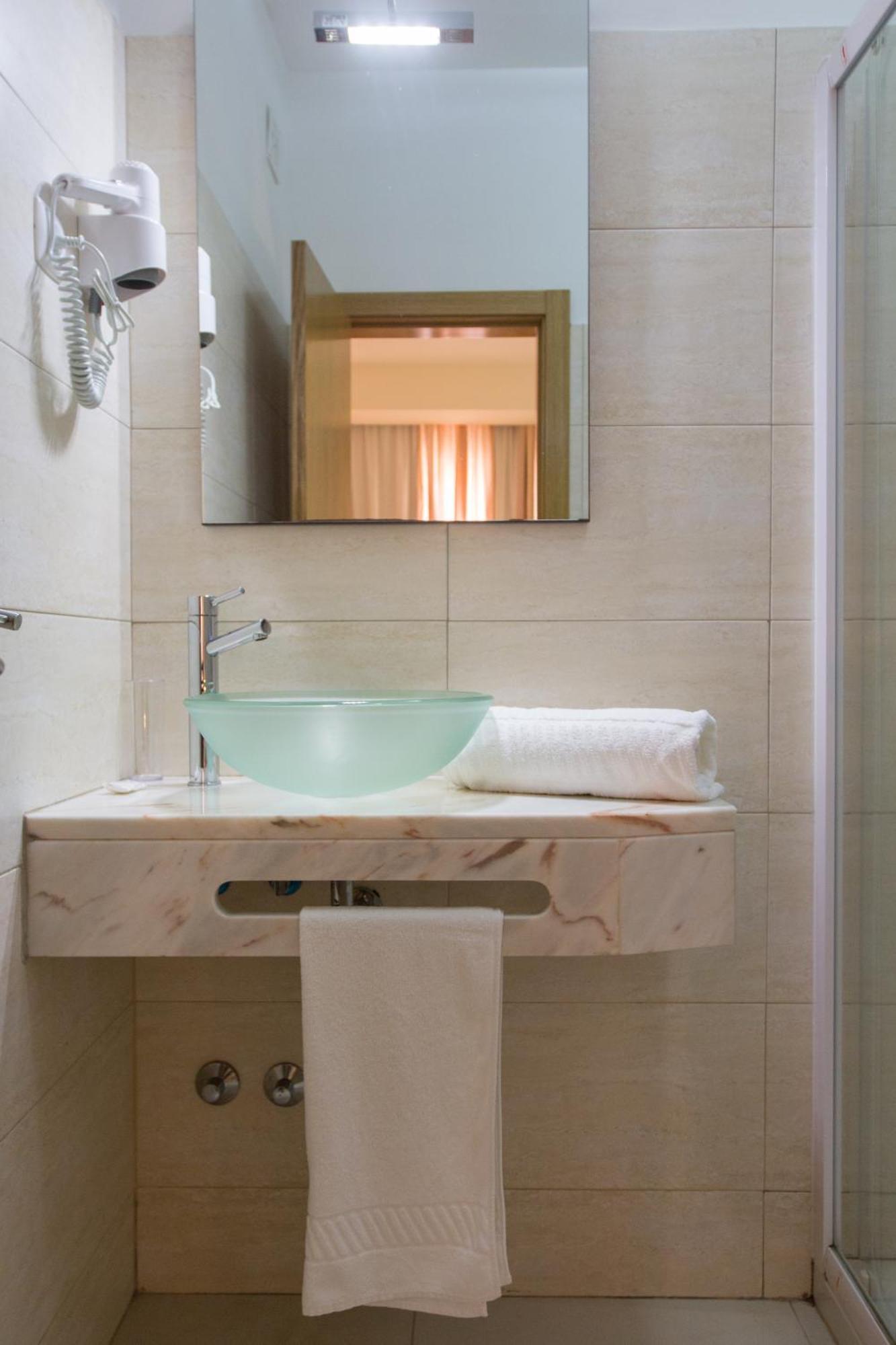 Sol Hotel Прая Екстериор снимка