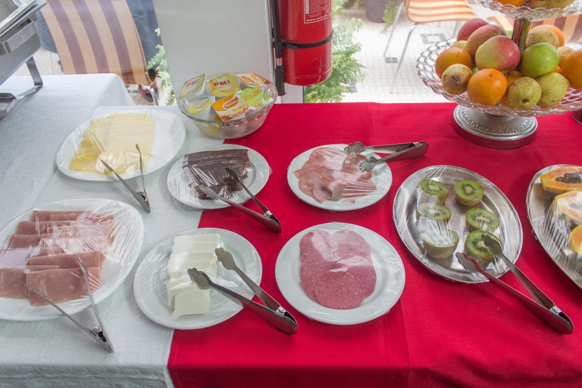 Sol Hotel Прая Екстериор снимка