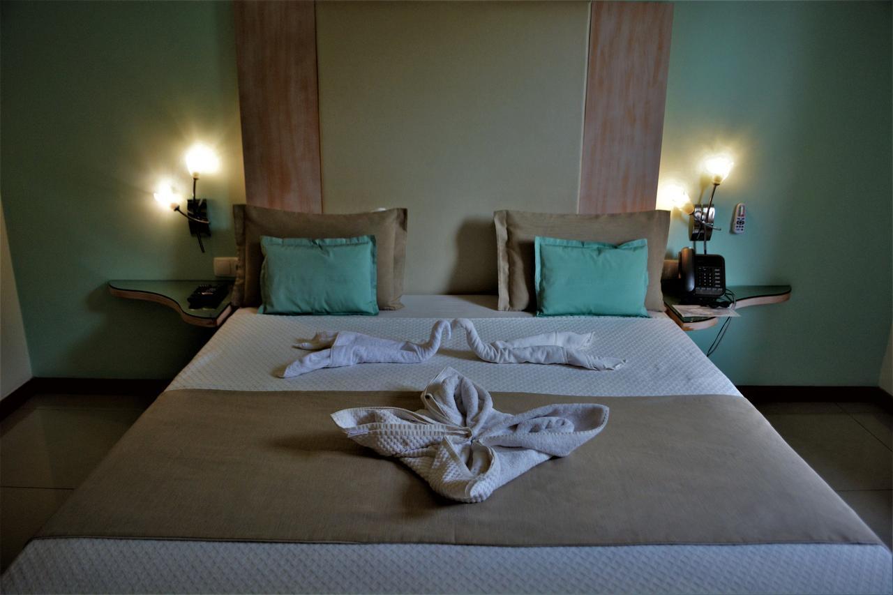 Sol Hotel Прая Екстериор снимка
