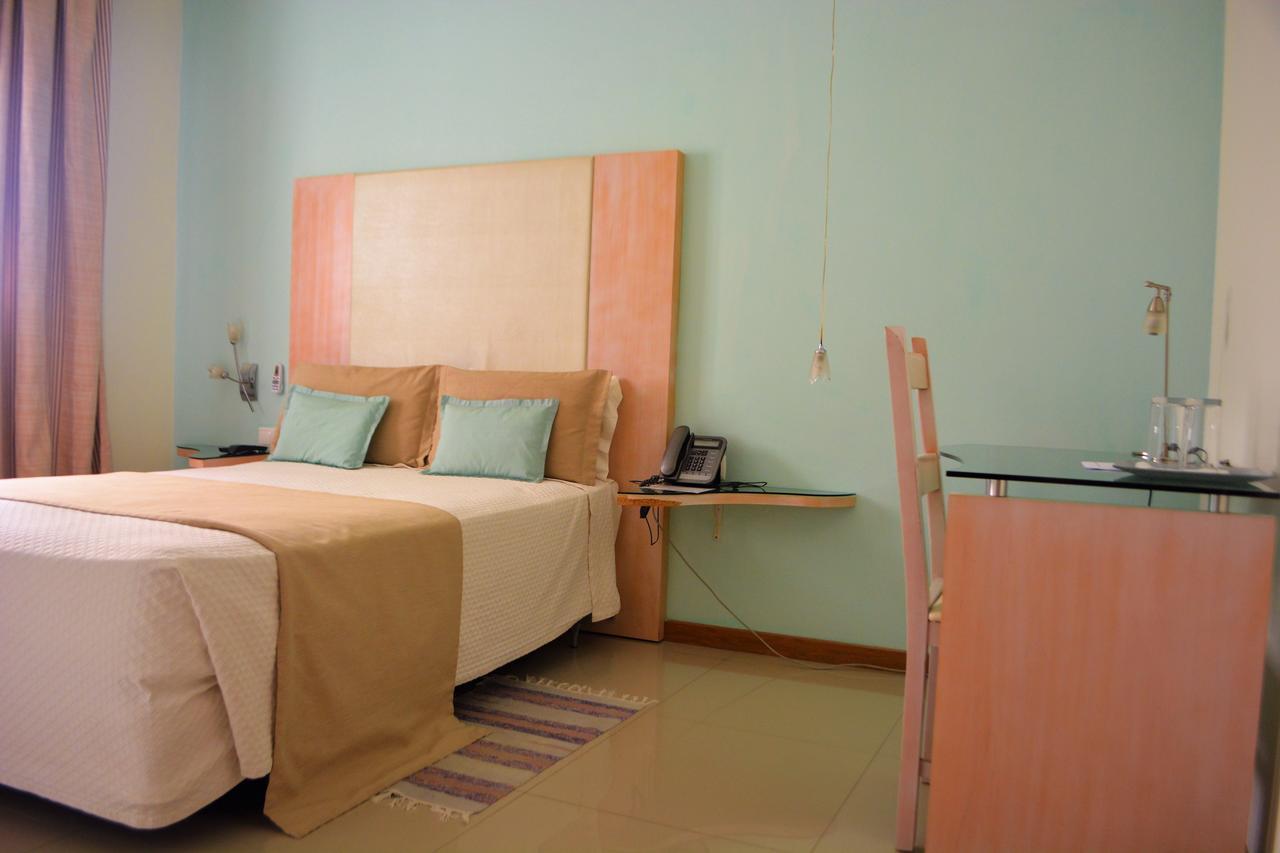 Sol Hotel Прая Екстериор снимка